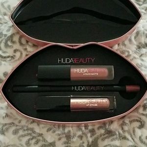 Huda Beauty Lip Set 3 Piece Brand New ♡